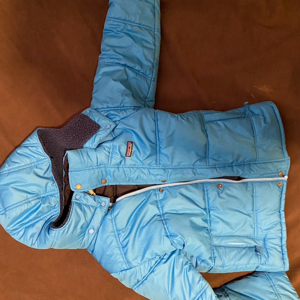 Youth Patagonia winter coat with hood